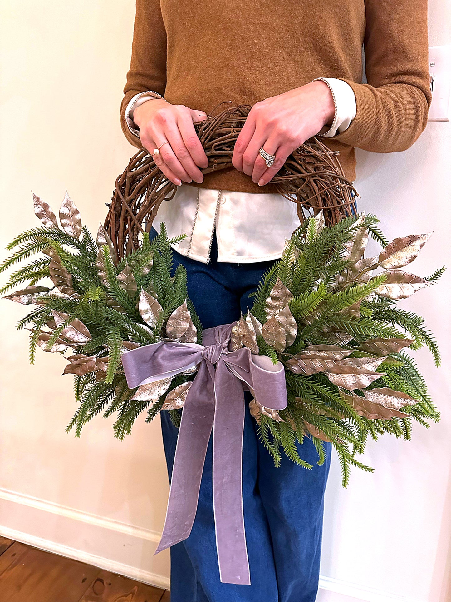 Crescent Pine with Silver Laurel Leaves